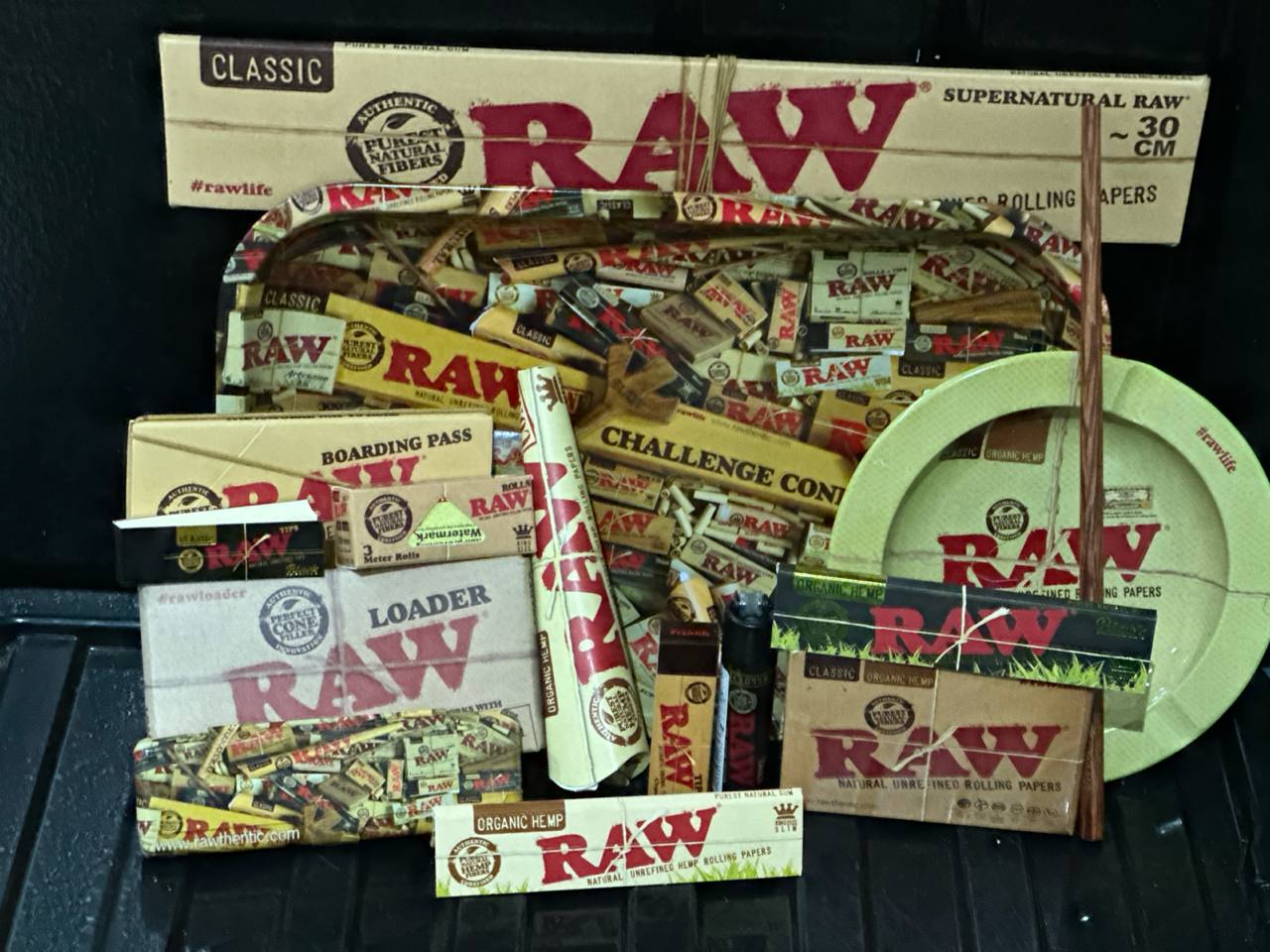 Completely raw set
